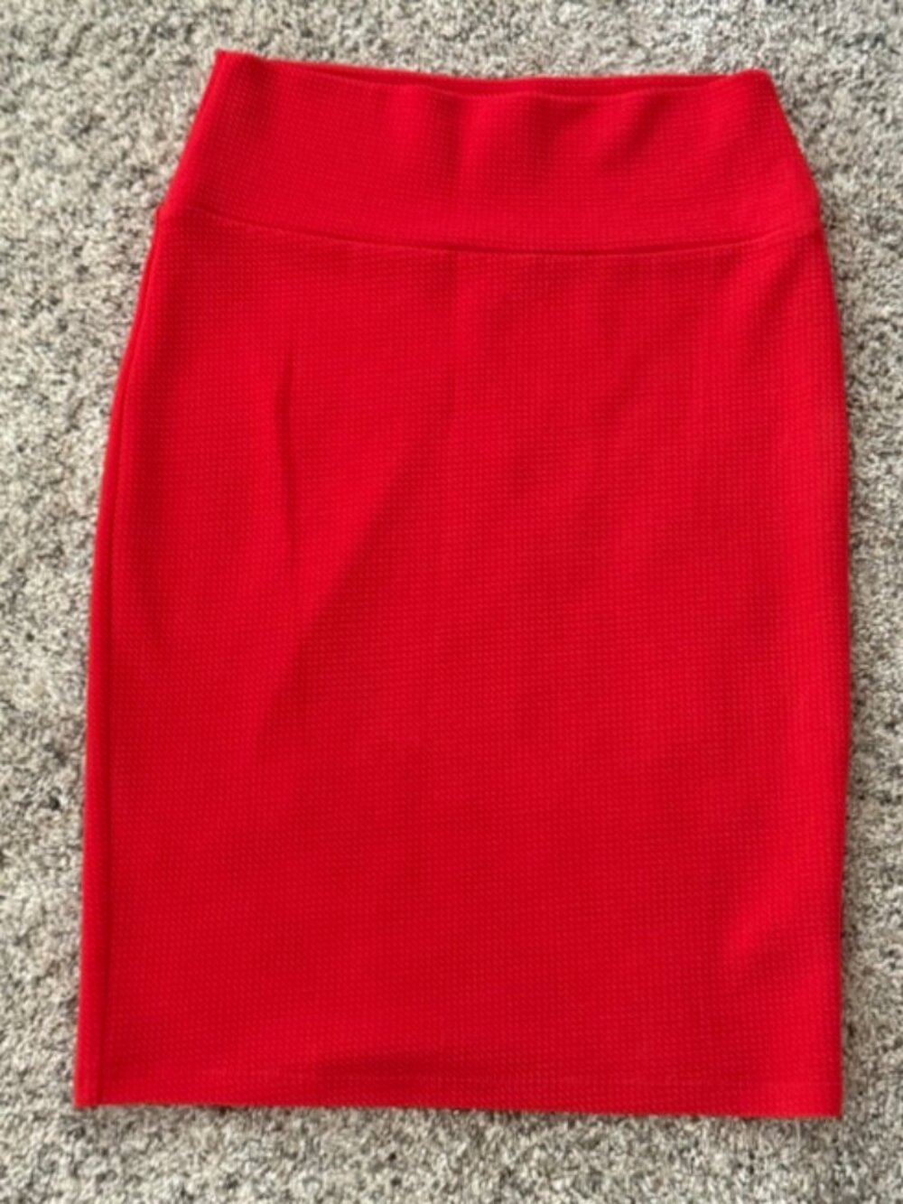 LuLaRoe Cassie Red Textured Pencil Skirt Size Small S